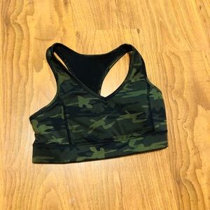 Jessica Simpson ‘The Warm Up’ Camo Sports Bra